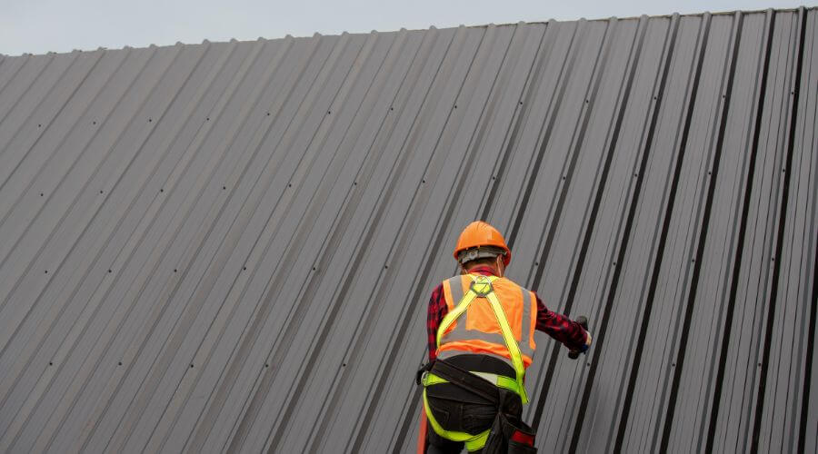 Professional residential roofers in Terry, MT